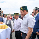 Минниханов и губернатор Свердловской области приняли участие в XV областном празднике Сабантуй