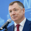 Хуснуллин сообщил о решении пока не запускать движение грузовиков по Крымскому мосту