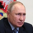 Путин разрешил чиновникам обходить запрет на иностранное гражданство