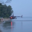Соцсети: В Лаишево вертолет приземлился на пляже среди отдыхающих