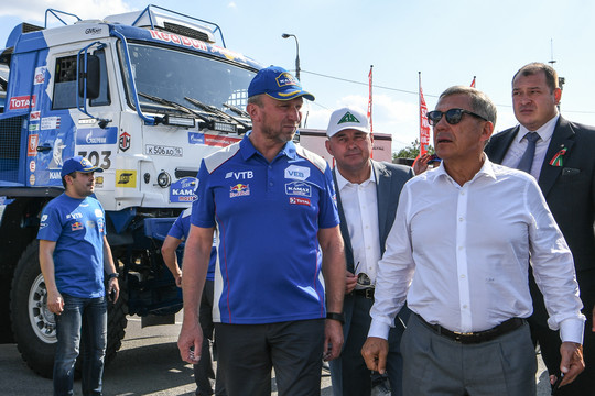 Kazan City Racing: скоростные проезды, дрифты и прыжки от «КАМАЗ-Мастера»