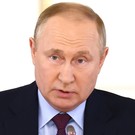 Путин − олигархам и чиновникам: «До́ма − надежнее!»