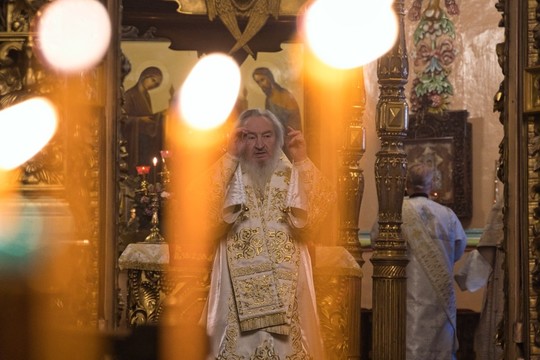 Рождество-2020: скромные праздничные службы поутру и проповеди митрополита Феофана