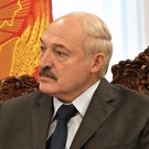 Лукашенко объяснил, в чем отличие Беларуси от РФ: «Власть здесь на колени перед бизнесом не встанет!»