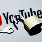 Масштабный сбой в YouTube фиксируют по всей России