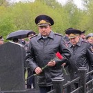 Глава МВД по РТ Сатретдинов почтил память татарстанских силовиков, захороненных на Арском кладбище в Казани