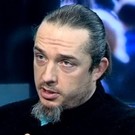 Демограф: «Официальную ежедневную статистику по смертности в России надо умножать на три»