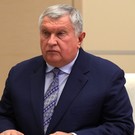 Сечин призвал не увеличивать налоги для нефтяников из-за выпадения газовых доходов России