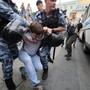 «Людей уводят пачками»: на акции в поддержку Голунова в Москве задержали более 400 человек