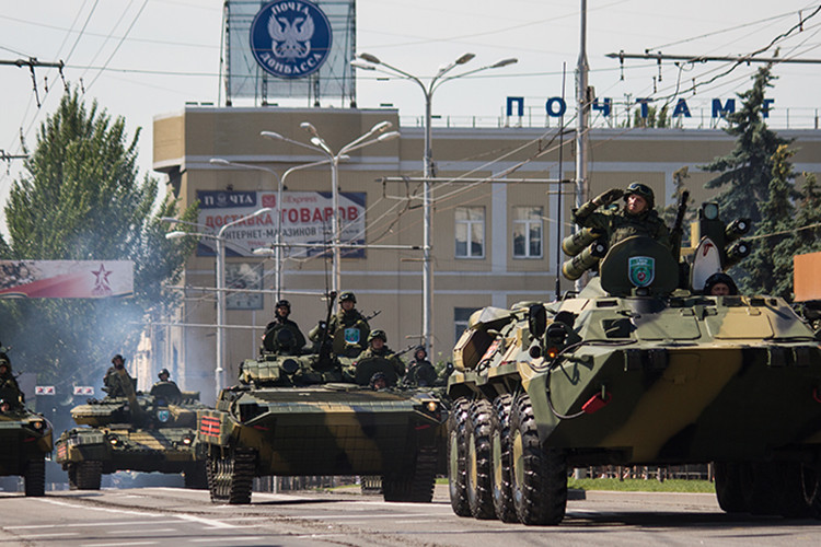 Live! Войска ДНР продвинулись в Мариуполе почти на километр, «Макдоналдс» временно закрывает все точки в РФ