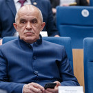 Источник: Энгель Фаттахов задержан по делу о взятке, в его доме проходят обыски