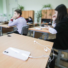 В Госдуме хотят ужесточить запрет телефонов в школах