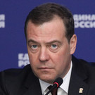 Медведев: в России готовят изменения в миграционной политике