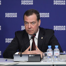 Медведев в ответ на публикации в немецких СМИ пообещал сделать все, чтобы новые российские танки оказались в центре Берлина