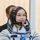 Киноэкипаж с Юлией Пересильд вернулся на Землю
