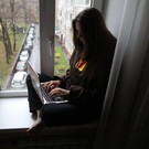 В России предложили разрешить женщинам в декрете работать удаленно