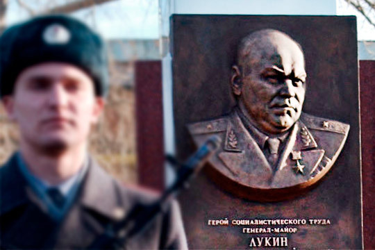 Макар Лукин: «По трупам пойду, а план товарища Сталина выполню!»