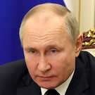 Путин вновь созвонился с Макроном
