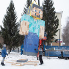 Бугульму к Новому году украшают в стиле Minecraft 