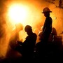 На шахте в Соликамске крупный пожар, 9 горняков заблокированы под землей
