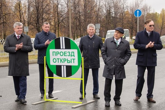Как в Челнах открыли при жизни памятник первостроителю КАМАЗа и проспект за 1,3 миллиарда