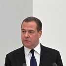Медведев призвал легализовать пиратский доступ к западным продуктам: «От кинофильмов до промышленного софта»