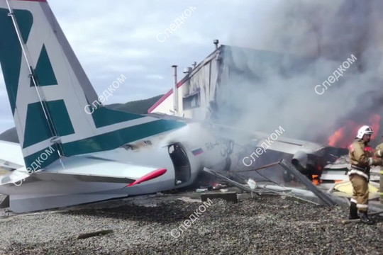 Жесткая посадка пассажирского Ан-24 в Бурятии: двое погибли, более 20 раненых