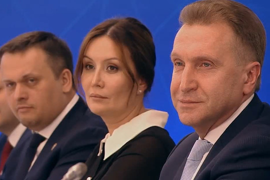 «Шувалов? Сечин? Печкин!»: Путину рассказали о роботе Игоре Ивановиче