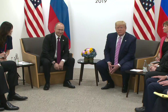 Трамп – Путину: «Не вмешивайтесь в выборы, пожалуйста»