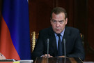 Медведев заявил, что Киргизия исчерпала «лимит на революции в XXI веке»