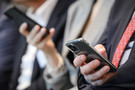 Россиян могут обязать платно регистрировать купленные за рубежом смартфоны