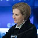 «Наступит другая жизнь»: Попова считает, что до осени прививку от коронавируса сделают не менее 60% взрослого населения России