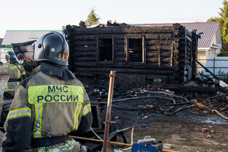 В Тукаевском районе 7 человек погибли при пожаре в частном доме