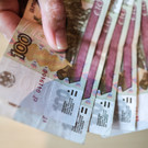 В России запустили в оборот новые банкноты в 5, 10 и 100 рублей