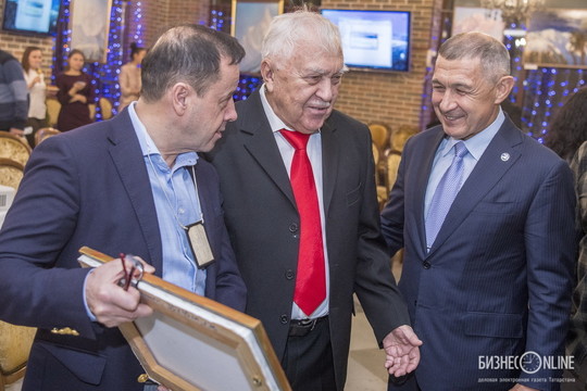 Зуфар Гаязов собрал у себя горнолыжников