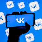«Ъ»: VK планирует приобрести сервис Intickets.ru и долю в «Кассир.ру» 