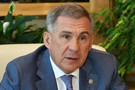 Минниханов на встрече с блогерами: «К моему стыду, вопросы школы в нашем доме жена ведет»