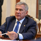 Минниханов посетил в Беларуси предприятия по производству рентгеновского оборудования и спецтехники