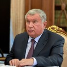 Сечин раскритиковал минфин за налоговую политику, а ЦБ – за ключевую ставку
