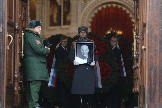 Сегодня Москва прощалась со своим бывшим мэром Юрием Лужковым