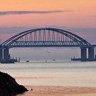 Движение по поврежденной части Крымского моста запустят в течение недели
