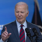 Байден назвал Трампа «действующим президентом»