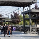 На Кремлевской набережной в Казани заработали фонтаны