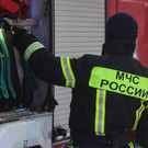 В Казани на Краснококшайской загорелся заброшенный павильон – пострадал человек