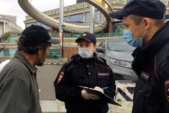 Полицейские Казани снова вышли на рейд против нарушителей режима самоизоляции