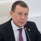 Муллин поручил «переобуть» служебный транспорт в шины местного производства