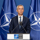 Столтенберг призвал страны НАТО сплотиться в ответ на союз России и КНДР