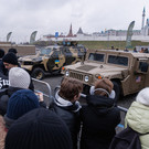 На выставке трофейной техники НАТО в Казани 400 человек подписали контракт – это рекорд за время ее работы в регионах