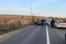 Соцсети: В пригороде Казани водители ​утром не поделили дорогу и устроили драку