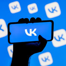 «Ъ»: VK может свернуть свой проект умных колонок с «Марусей» из-за низких продаж – компания это отрицает